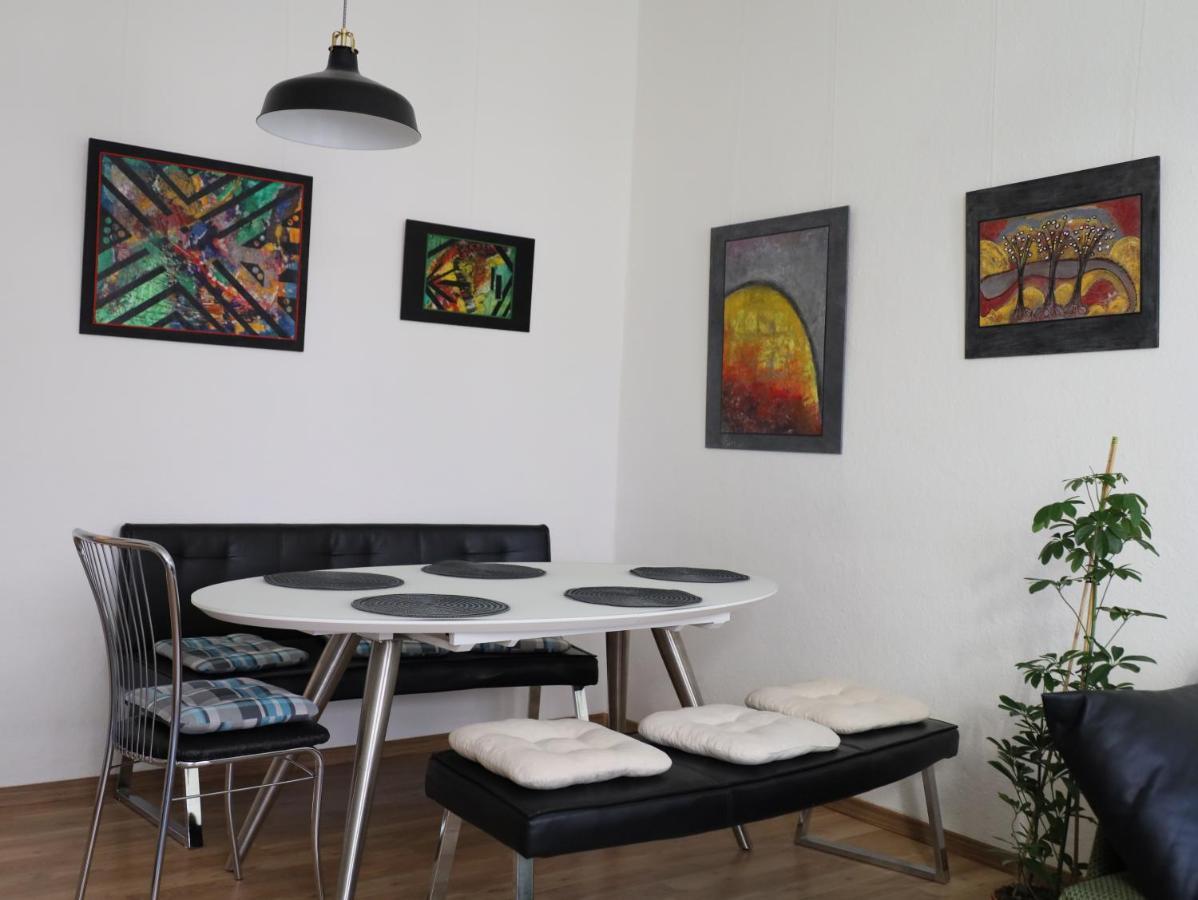 Ferienwohnungen In Der Kunstgalerie Charlie Und Jenny Chemnitz  Exteriér fotografie