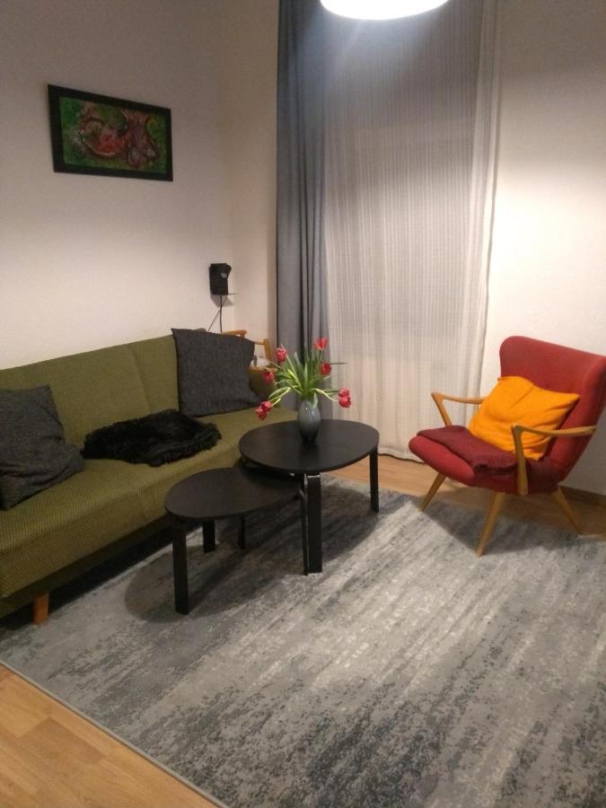 Ferienwohnungen In Der Kunstgalerie Charlie Und Jenny Chemnitz  Exteriér fotografie