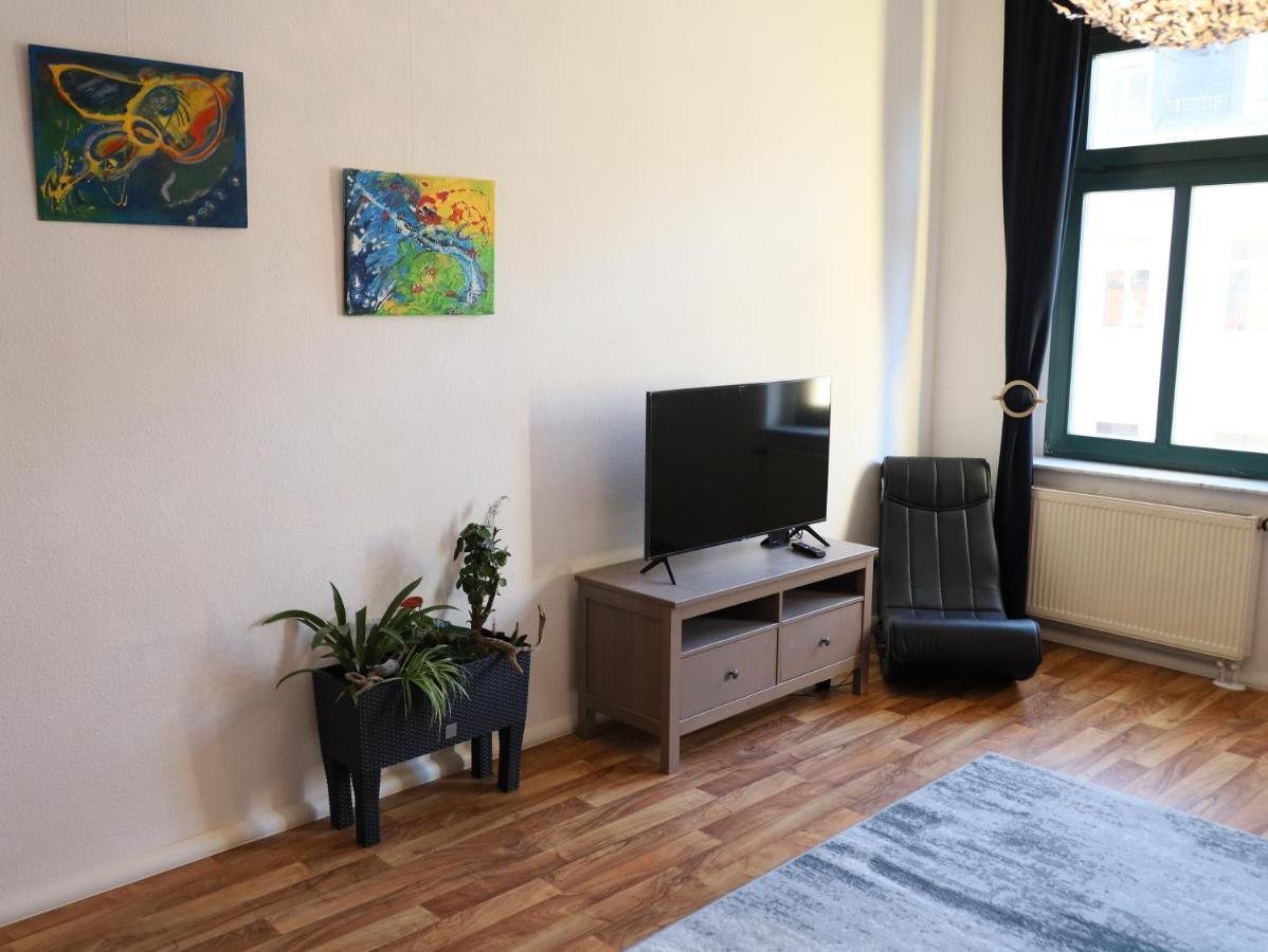 Ferienwohnungen In Der Kunstgalerie Charlie Und Jenny Chemnitz  Exteriér fotografie